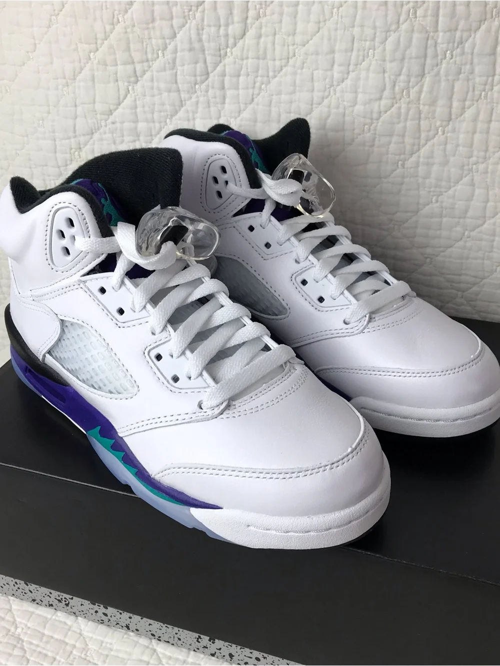 Nike Air Jordan 5 Retro OG (GS) Shoes Youth SZ 5Y White Grape HQ7980-100